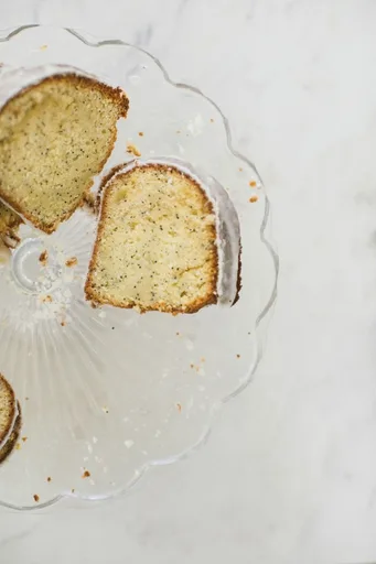 Lemon Poppy Seed Bundt Cake