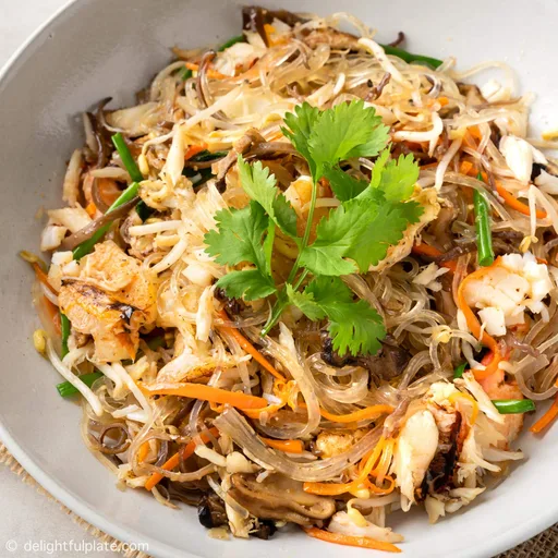 Miến Xào Cua (Vietnamese Stir-fried Glass Noodles with Crab Meat)