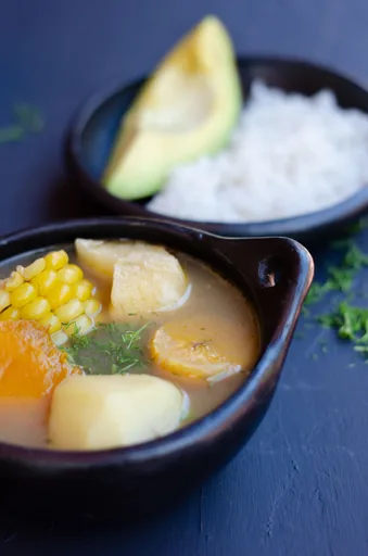 Sancocho Vegano Colombiano