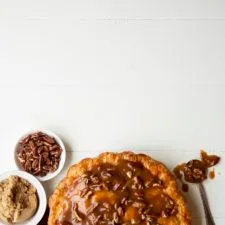 Apple Praline Pecan Pie