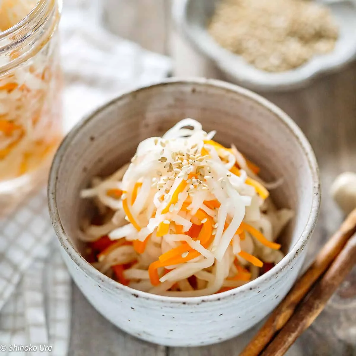 Pickled Daikon and Carrot (Kōhaku Namasu 紅白なます)