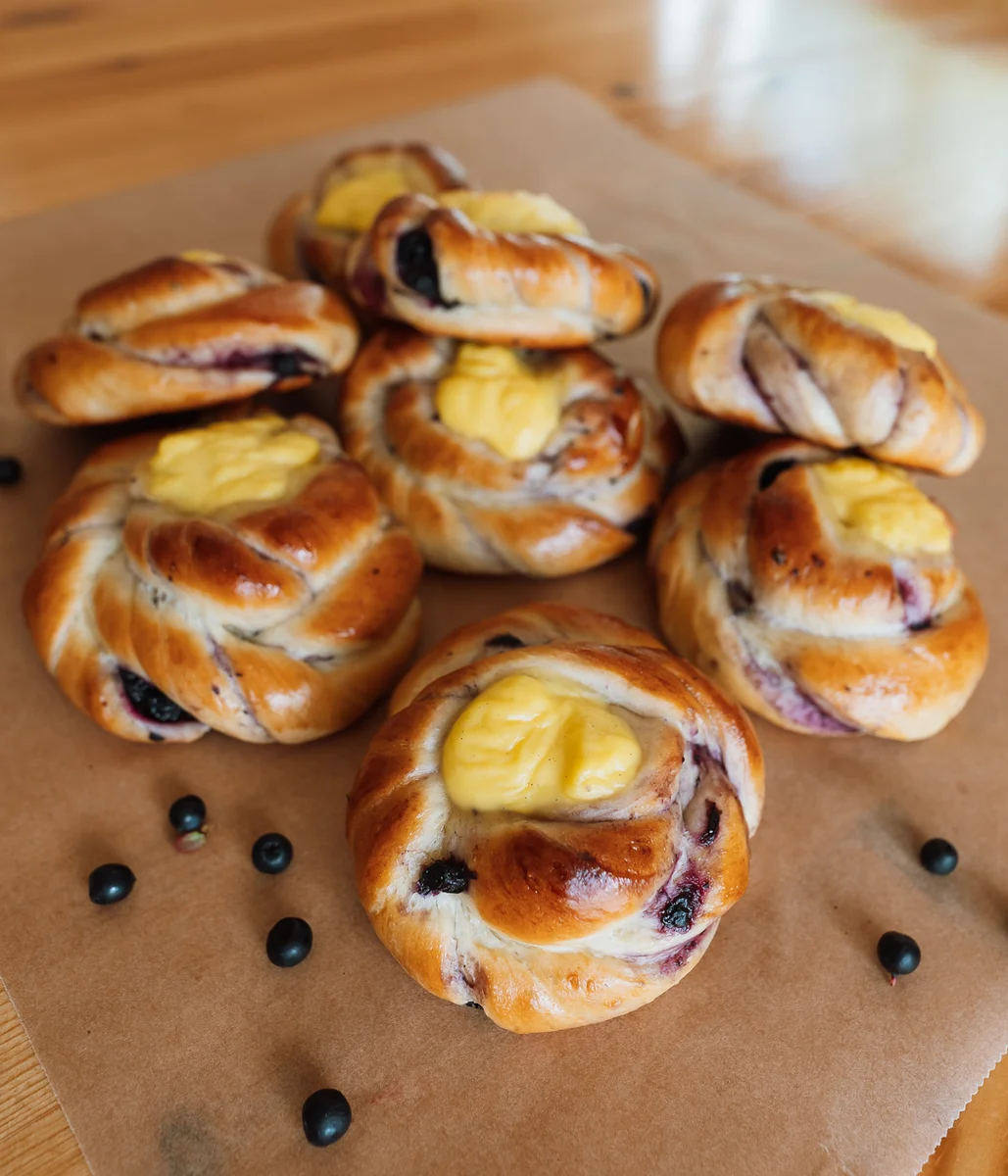 Norwegian Blueberry Buns with Vanilla Custard