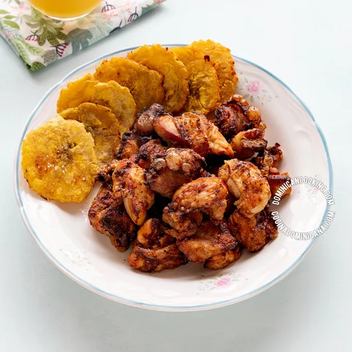 Chicharrón de pollo crujiente en freidora de aire con vídeo y receta
