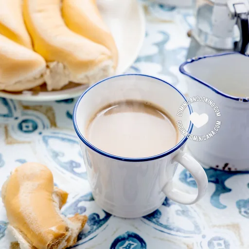 Cafe con Leche [Video+Recipe] Dominican Latte