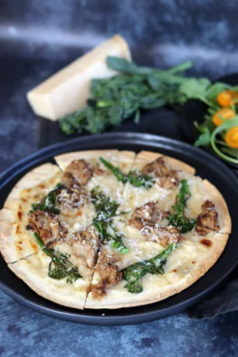 Pizza rápida de cerdo desmenuzado