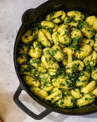 Ñoquis con pesto