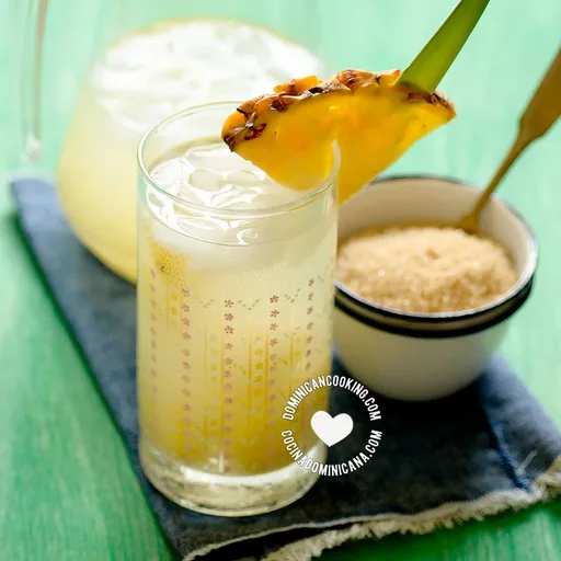 Fermented Pineapple Drink [Video+Recipe] Guarapo de Piña