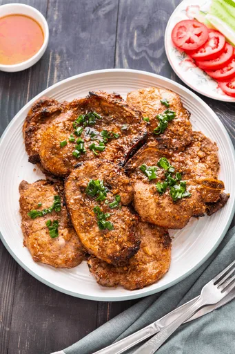 Chuletas de cerdo a la parrilla vietnamitas