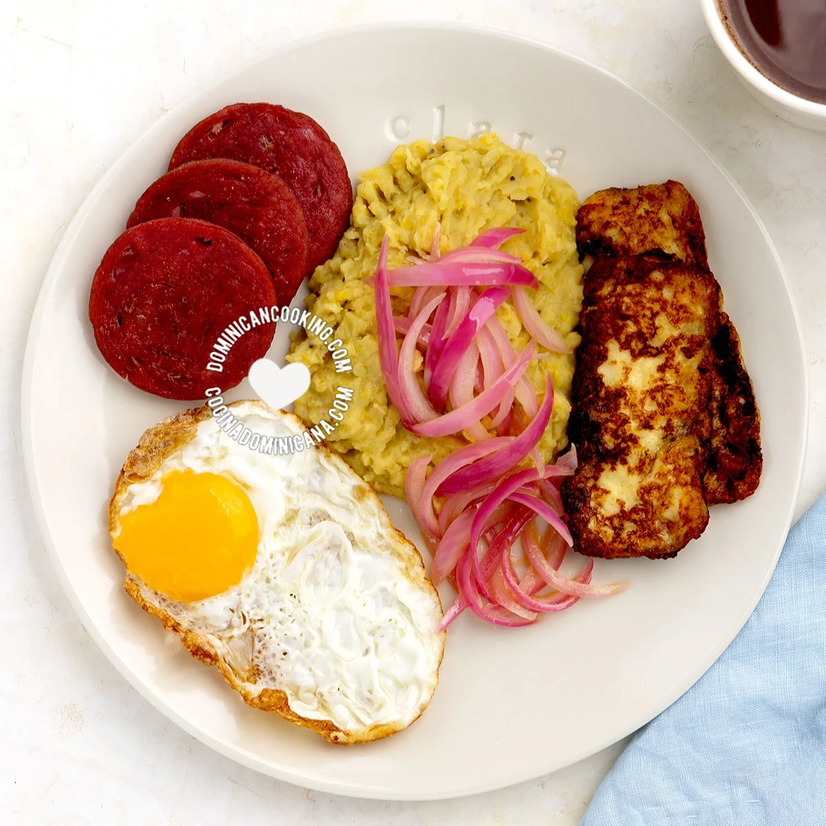Mangu [Video+Recipe] Dominican Mashed Plantains