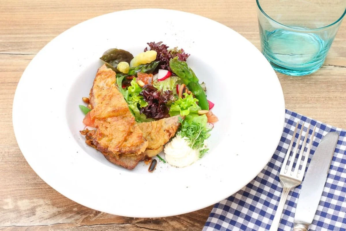 Rindfleischsalat mit Blattsalate Vorspeise