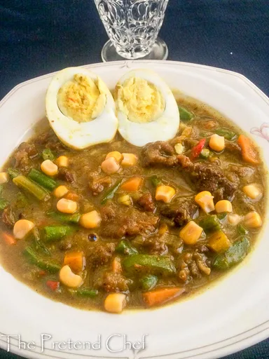 Salsa de curry sencilla con curry en polvo