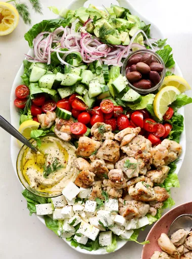 Ensalada griega de pollo