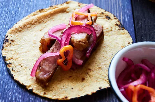 Tacos de chuleta de Ávila con salsa de habanero