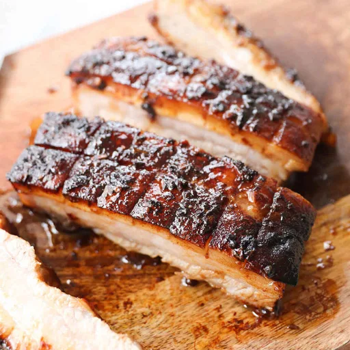 Panceta de cerdo al horno crujiente