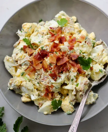 Ensalada de huevo alta en proteínas