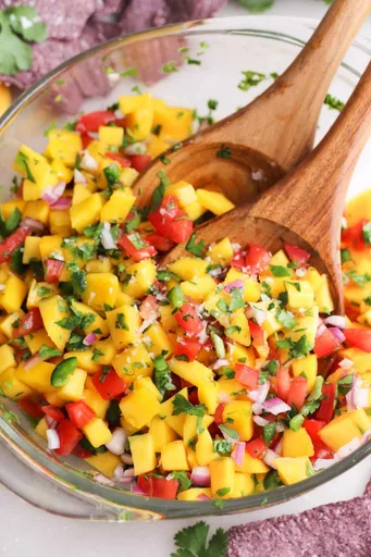 Pico de gallo fresco de mango