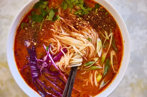 Quick Red Curry Noodle Soup (Khao Poon Nam Gai)