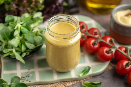 Vinaigrette - klassische Salatsauce für Blattsalate