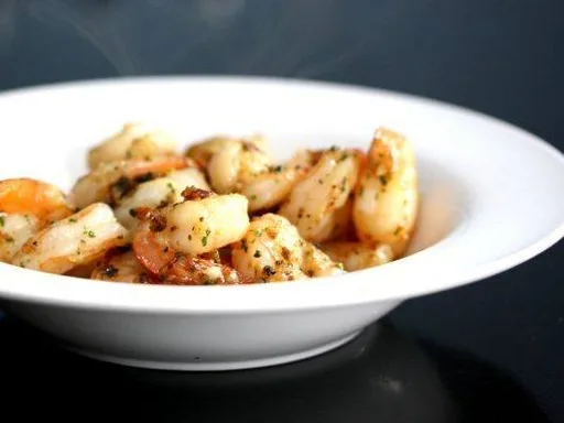 Rejer i hvidløg (gambas al ajillo)