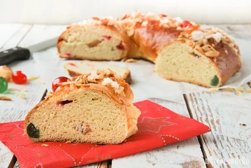 Receta del Roscón De Reyes ¿Cómo hacer Roscón De Reyes fácil para que salga esponjoso?