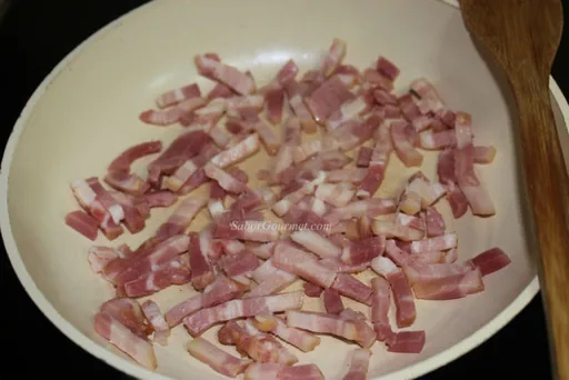Salsa carbonara con leche evaporada