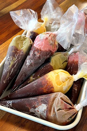 Helado de Plátano con Conos de Chocolate Crujiente