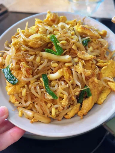 Bean Sprout Stir Fry with Eggs