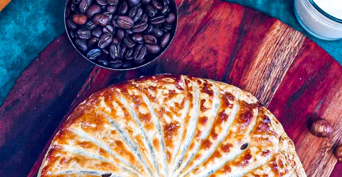 Galette des rois vegan café et noisettes