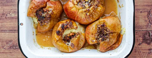 Manzanas asadas rellenas de frutos secos