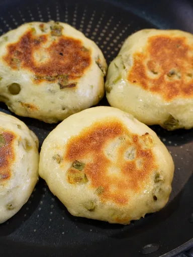 Chinese Scallion Pancakes (Extra Easy No Kneading Cong You Bing)