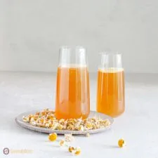Ponche de vodka, manzanilla y pera | Ponche navideño