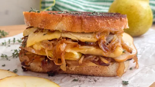 Pear And Gouda Grilled Cheese Recipe