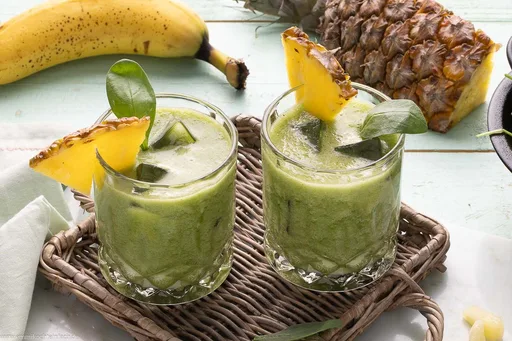 Smoothie verde con espinacas