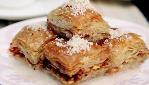 Milky Nuriye (Sütlü Nuriye)