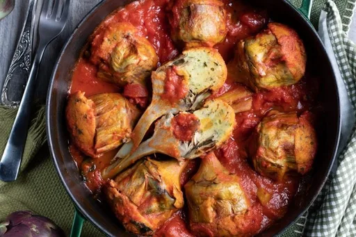 Alcachofas rellenas con tomate