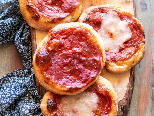 Pizzette rosse : Ricetta perfetta e Video