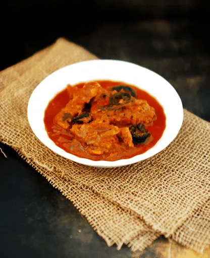 Meen Vevichathu (Fish Curry,Kottayam Style)