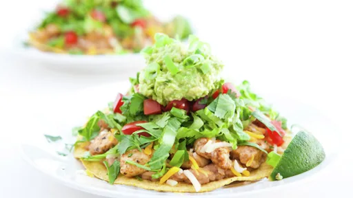 Tostadas de pollo al chipotle
