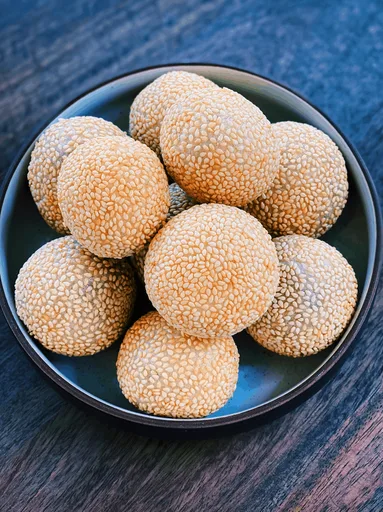 Deep Fried Sesame Balls