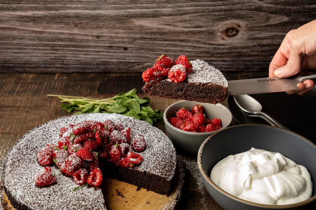 Flourless Chocolate Cake
