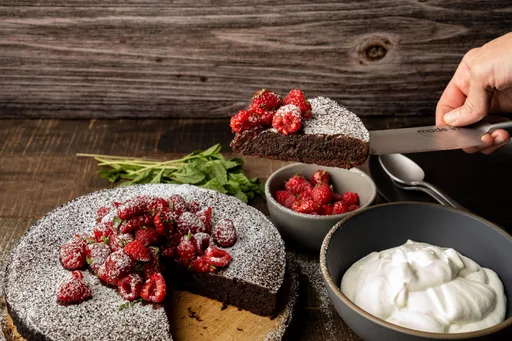 Flourless Chocolate Cake