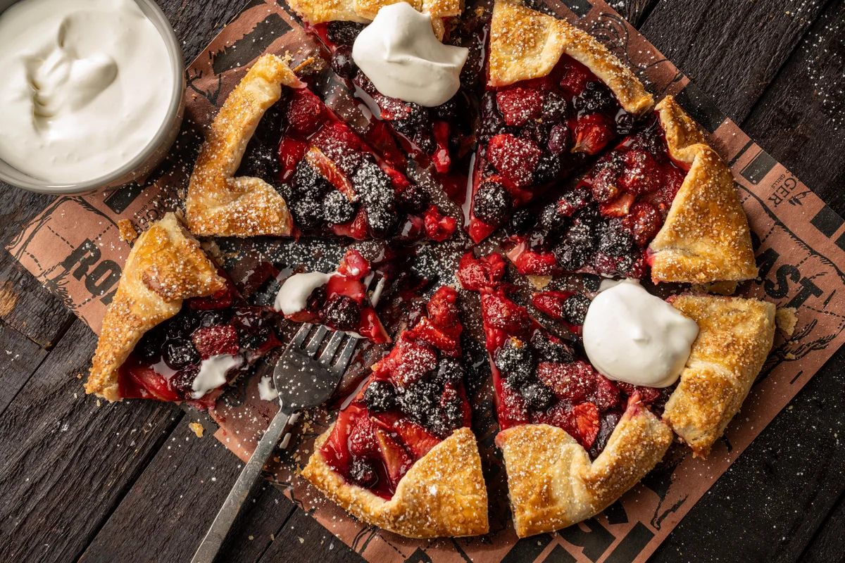 Mixed Berry Pan-Less Pie