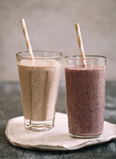 Recipe: Cacao infused Green tea and blueberry smoothie
