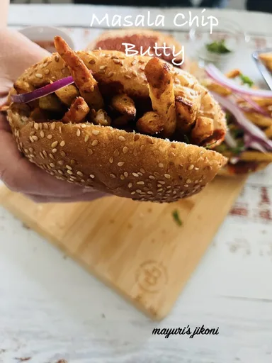 MASALA CHIP BUTTY
