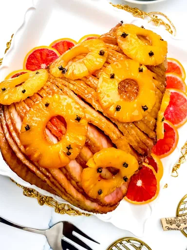 Jamón glaseado a la guayaba y piña
