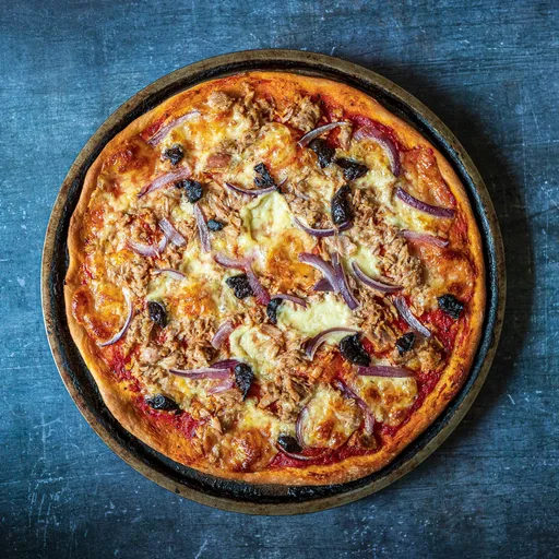 Tuna Pizza with Red Onion and Black Olives