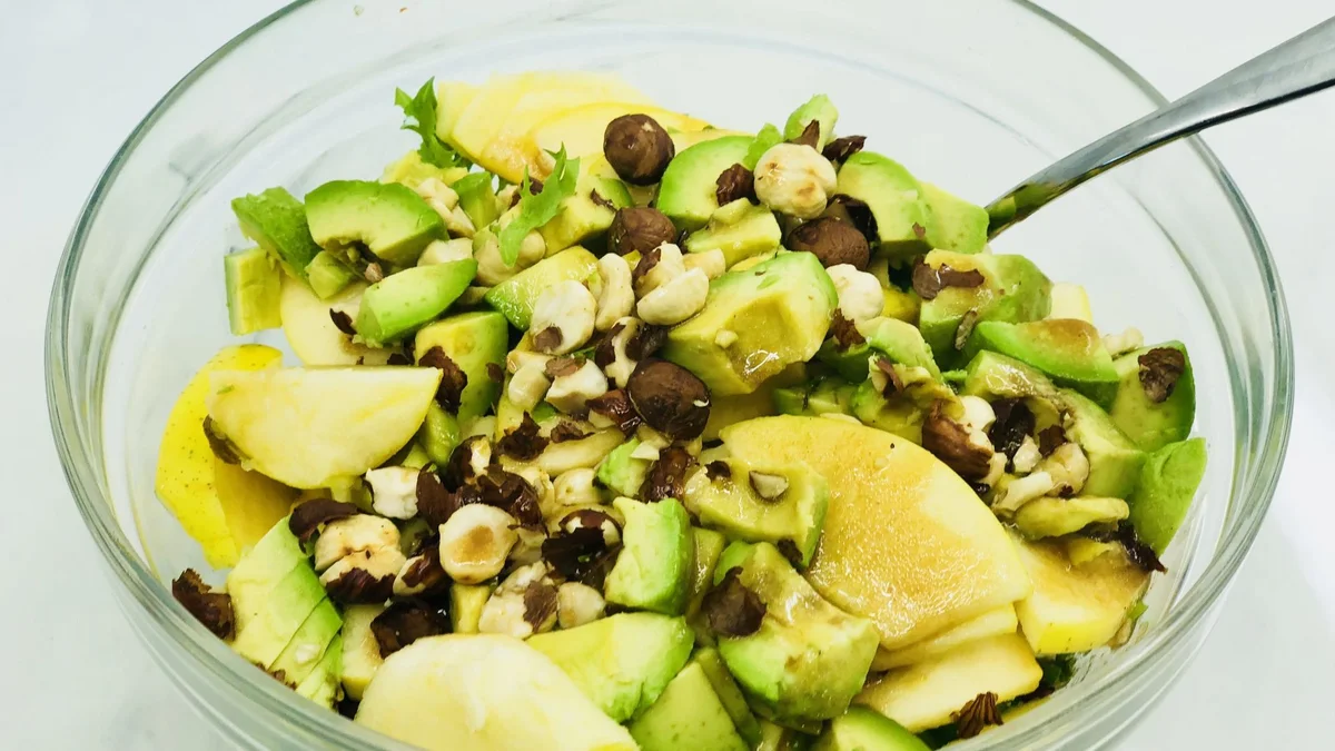Salade de mozzarella et avocat