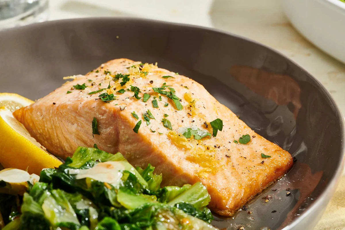 Salmon With Lemon Butter Sauce