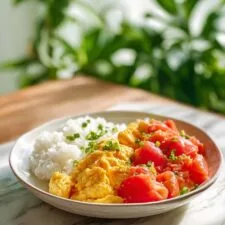 10-Minute Chinese Tomato Egg Stir Fry Recipe