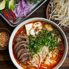 Authentic Bun Bo Hue – Spicy Beef Noodle Soup Recipe